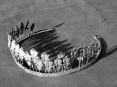 333 Diadem